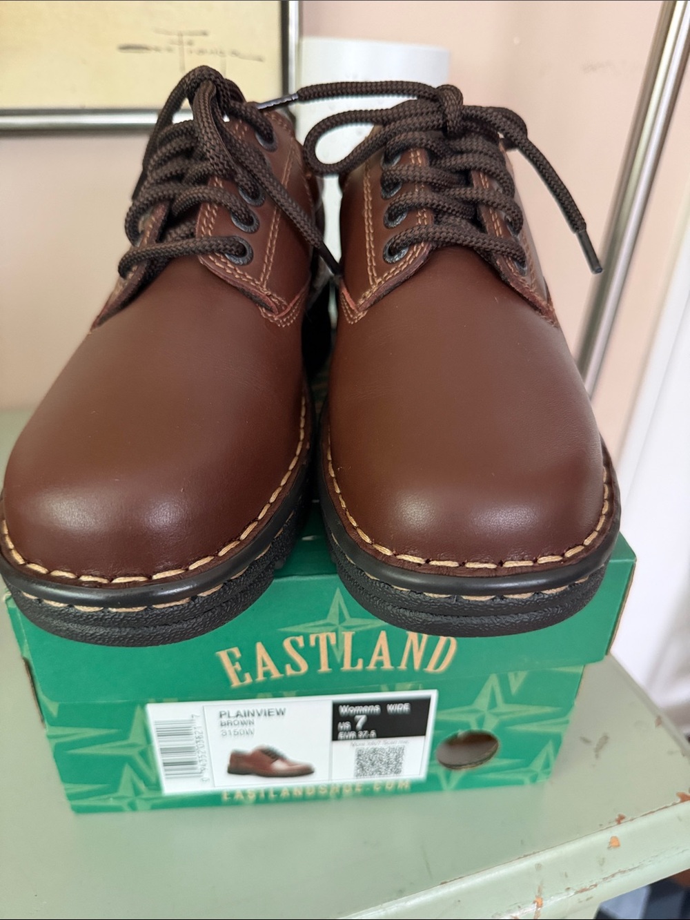 Women’s Eastland Brown Plainview Leather Lace-Up Oxfords